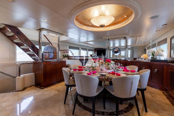 Charter Yacht LANIDA - Delta 124 - 5 Cabins - Nassau - Exumas - Bahamas