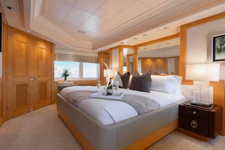 Charter Yacht LANIDA - Delta 124 - 5 Cabins - Nassau - Exumas - Bahamas
