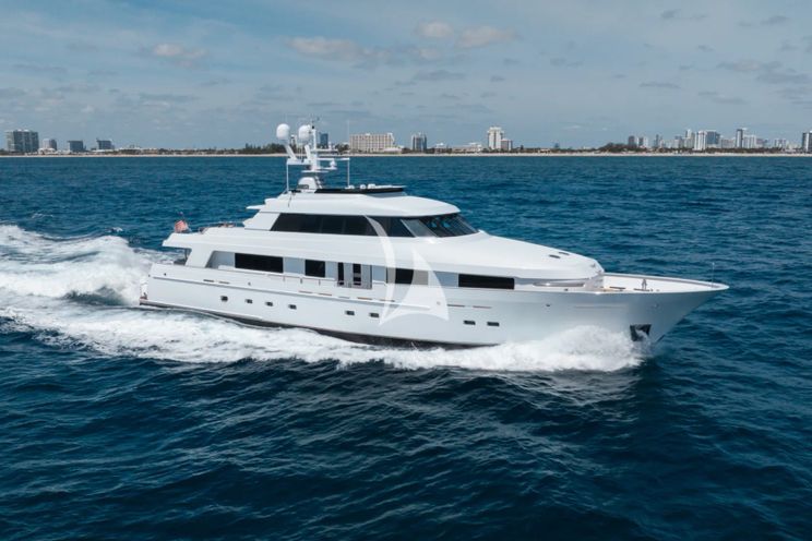 Charter Yacht LANIDA - Delta 124 - 5 Cabins - Nassau - Exumas - Bahamas
