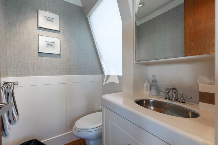 Charter Yacht LANIDA - Delta 124 - 5 Cabins - Nassau - Exumas - Bahamas