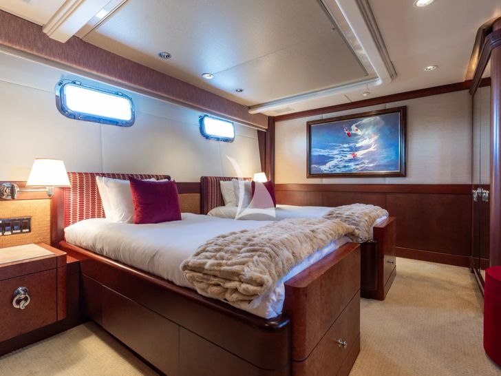LANIDA Delta 124 - twin cabin LANIDA Delta 124 - twin cabin
