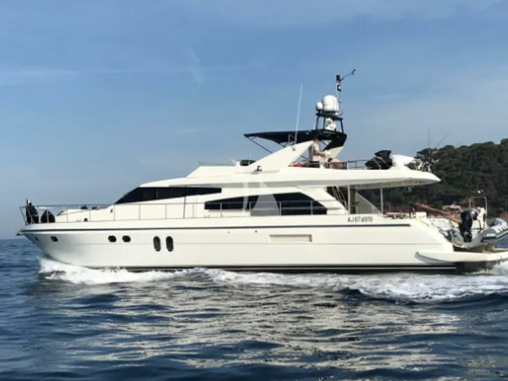 LAOUEN Couach 22m - cruising LAOUEN Couach 22m - cruising