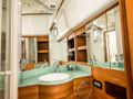 LAOUEN Couach 22m - master cabin bathroom LAOUEN Couach 22m - master cabin bathroom