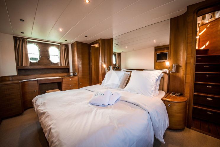 Charter Yacht LAOUEN - Couach 22m - 4 Cabins - Cannes - Nice - Antibes - St. Tropez - French Riviera - Monaco