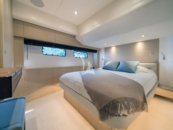 LARIMAR II Princess Y82 - double cabin 1 LARIMAR II Princess Y82 - double cabin 1