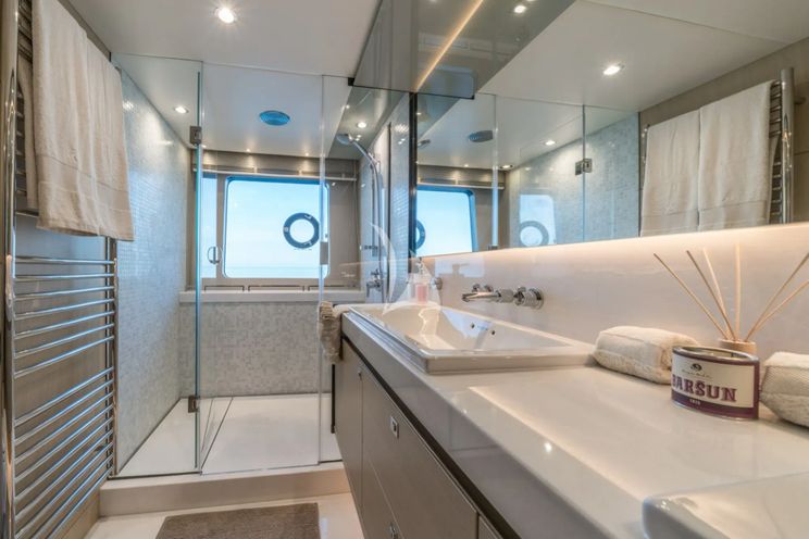 Charter Yacht LARIMAR II - Princess Y82 - 4 Cabins - Athens - Mykonos - Paros - Cyclades - Greece