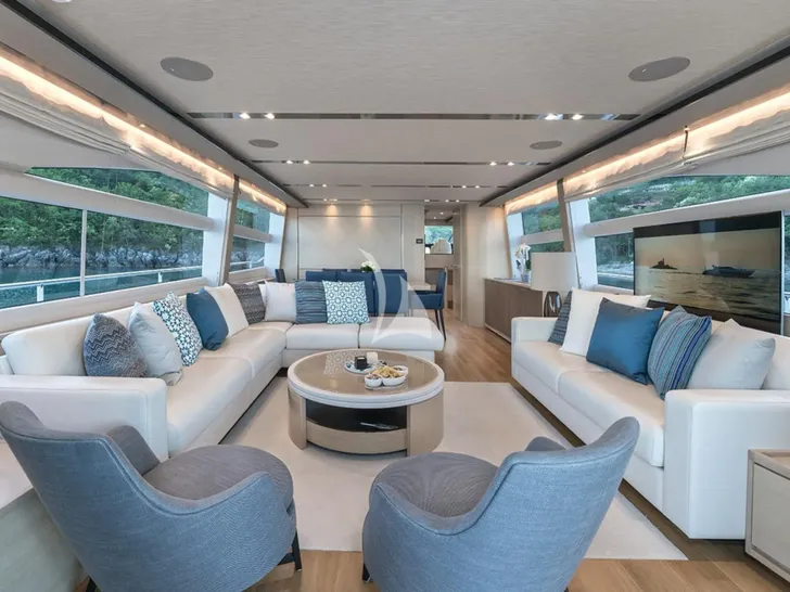 LARIMAR II Princess Y82 - saloon LARIMAR II Princess Y82 - saloon