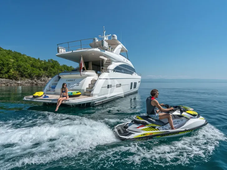 LARIMAR II Princess Y82 - with the jet ski LARIMAR II Princess Y82 - with the jet ski