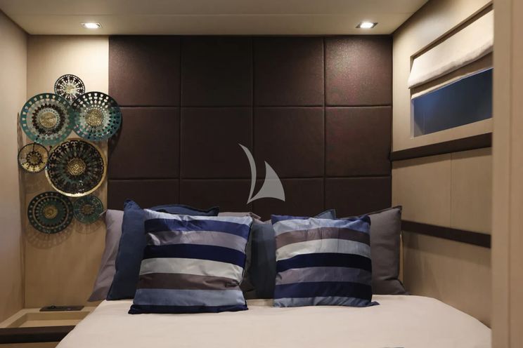 Charter Yacht @LAST - Leopard 24 - 3 Cabins - Gaeta - Naples - Capri - Positano - Amalfi Coast - Italy