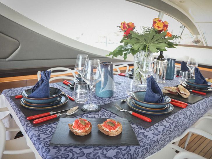 @LAST Leopard 24 - indoor dining set up @LAST Leopard 24 - indoor dining set up
