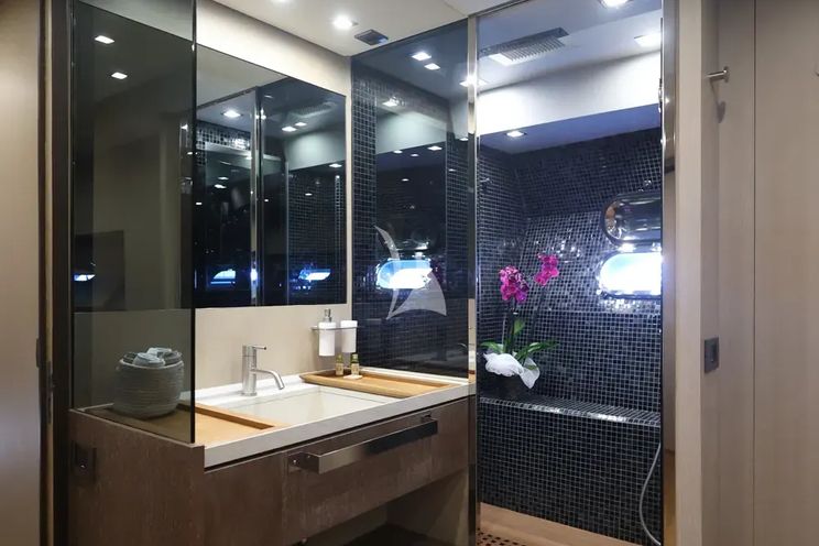 Charter Yacht @LAST - Leopard 24 - 3 Cabins - Gaeta - Naples - Capri - Positano - Amalfi Coast - Italy