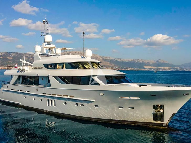 LA STELLA DEI MARI Timmerman Yachts 33m - side profile LA STELLA DEI MARI Timmerman Yachts 33m - side profile