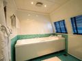 LAUREN L Cassens Werft 90m - aromatherapy room LAUREN L Cassens Werft 90m - aromatherapy room