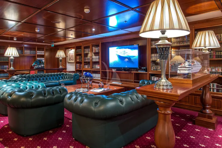 Charter Yacht LAUREN L - Cassens Werft 90m - 20 Cabins - Monaco - Maldives - Greece