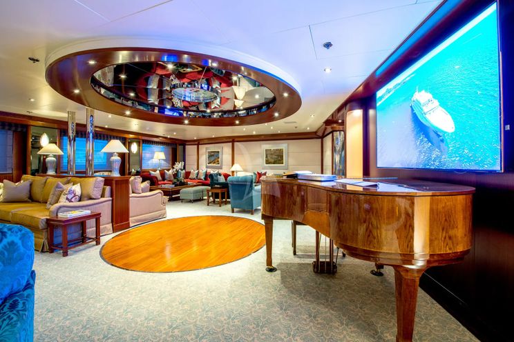 Charter Yacht LAUREN L - Cassens Werft 90m - 20 Cabins - Monaco - Maldives - Greece