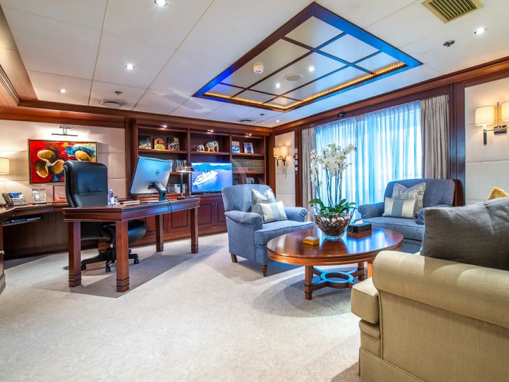 LAUREN L Cassens Werft 90m - master cabin office and lounge LAUREN L Cassens Werft 90m - master cabin office and lounge
