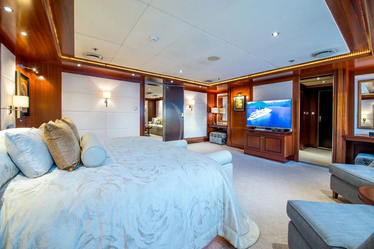 Charter Yacht LAUREN L - Cassens Werft 90m - 20 Cabins - Monaco - Maldives - Greece