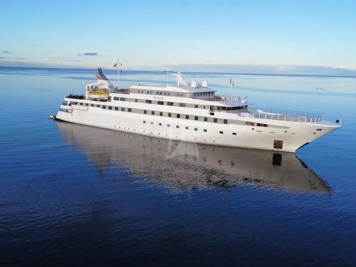 LAUREN L Cassens Werft 90m - profile LAUREN L Cassens Werft 90m - profile