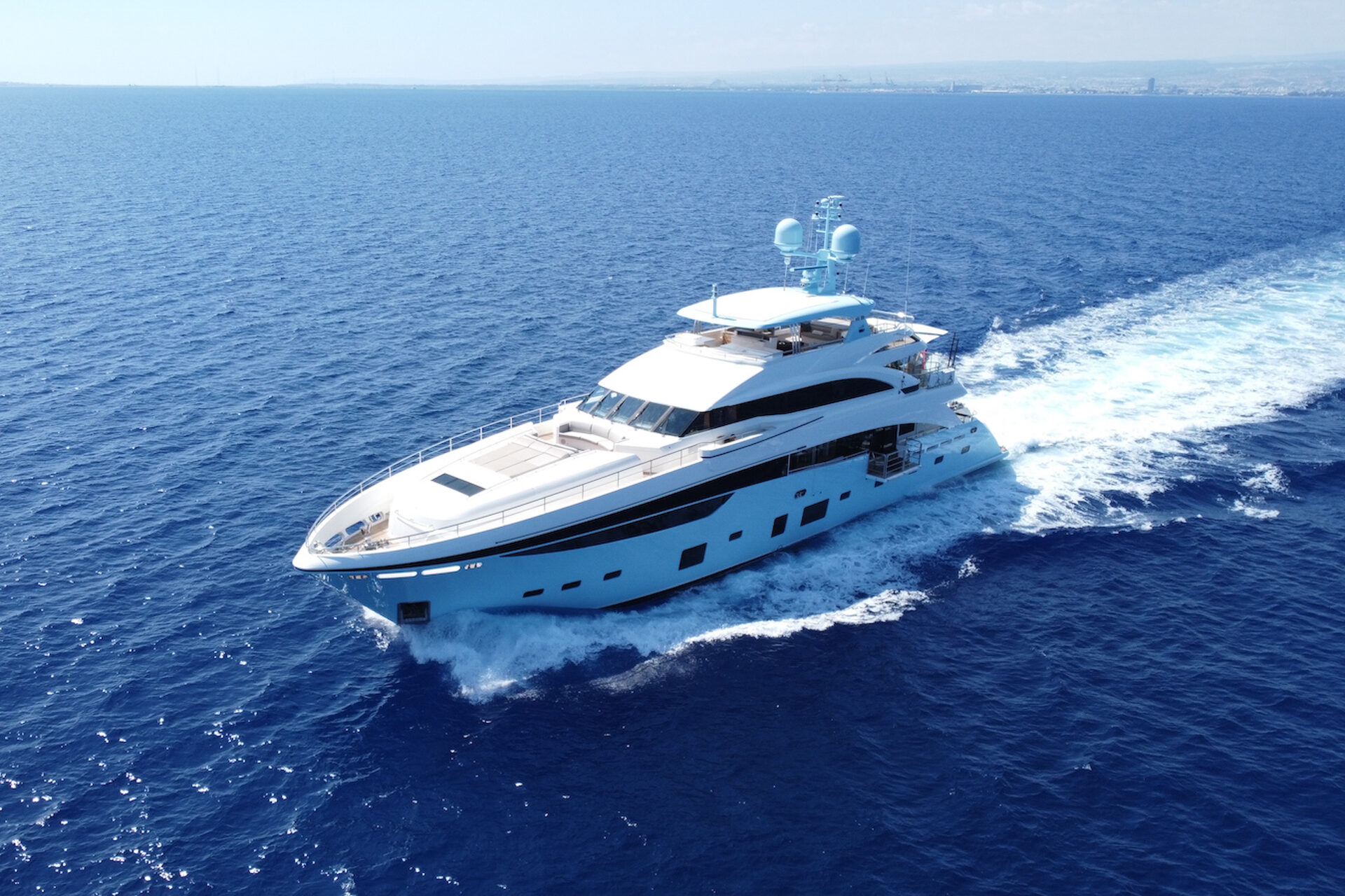 Charter Yacht LE VERSEAU - Princess 40m - 5 Cabins - Naples - Capri - Positano - Amalfi Coast - Italy
