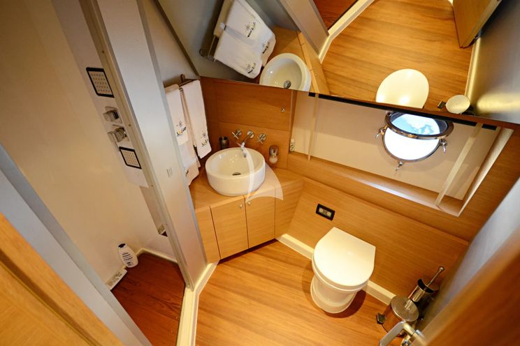 Charter Yacht LAYLA - Aicon 62SL - 3 Cabins - Sicily - Lipari - Palermo - Aeolian Islands - Italy