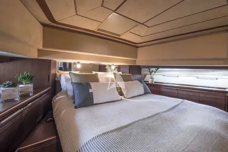 Charter Yacht LAZY DAYS - Ferretti 80 - 4 Cabins - Athens - Mykonos - Paros - Cyclades - Greece