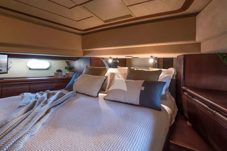 Charter Yacht LAZY DAYS - Ferretti 80 - 4 Cabins - Athens - Mykonos - Paros - Cyclades - Greece