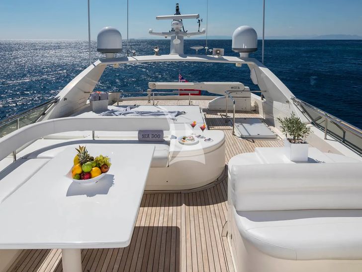 LAZY DAYS Ferretti 80 flybridge LAZY DAYS Ferretti 80 flybridge