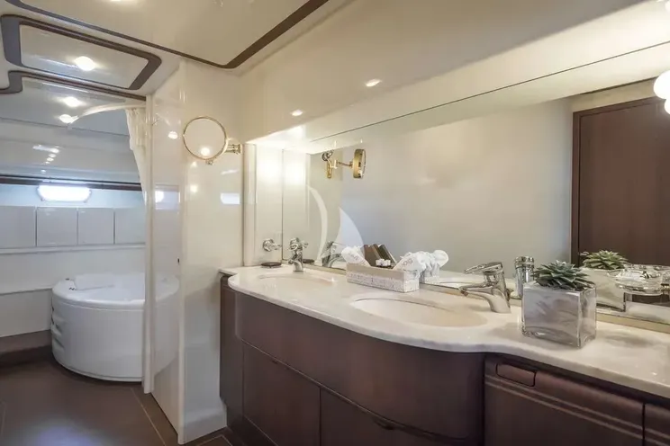 Charter Yacht LAZY DAYS - Ferretti 80 - 4 Cabins - Athens - Mykonos - Paros - Cyclades - Greece