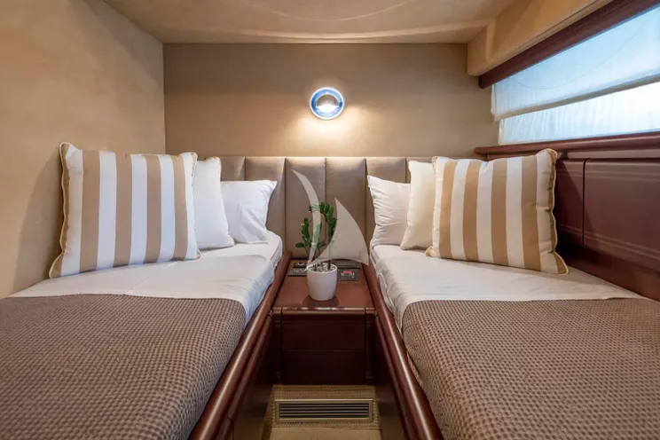 Charter Yacht LAZY DAYS - Ferretti 80 - 4 Cabins - Athens - Mykonos - Paros - Cyclades - Greece