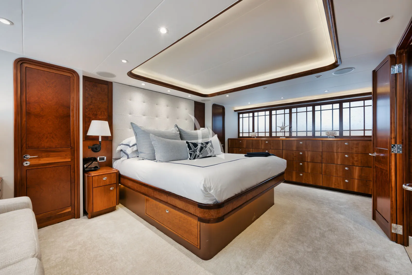 LEGACY Westport 112 - VIP cabin 1 bed