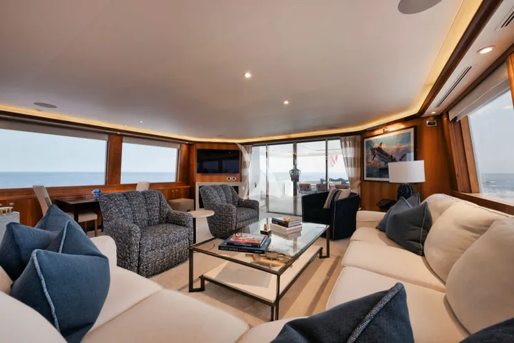 Charter Yacht LEGACY - Westport 112 - 3 Cabins - Nassau - Exumas - Bahamas