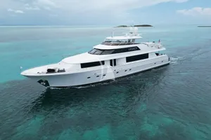 LEGACY - Westport 112 - 3 Cabins - Nassau - Exumas - Bahamas LEGACY - Westport 112 - 3 Cabins - Nassau - Exumas - Bahamas