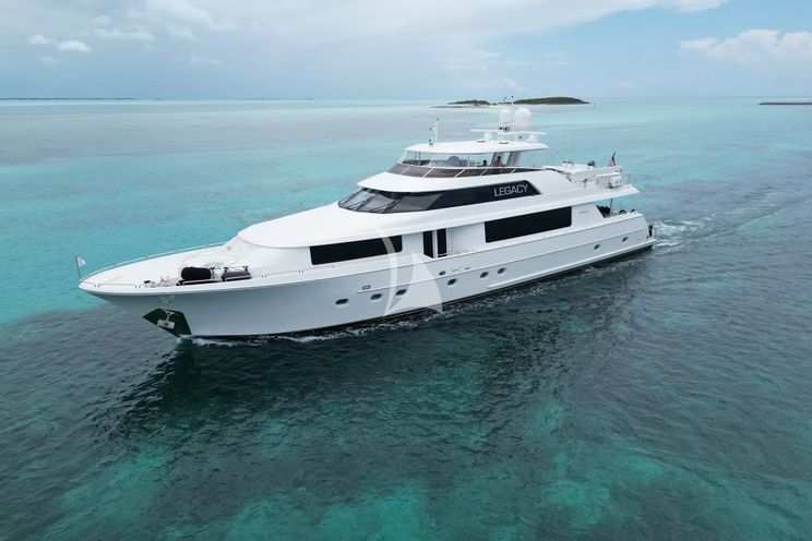 Charter Yacht LEGACY - Westport 112 - 3 Cabins - Nassau - Exumas - Bahamas