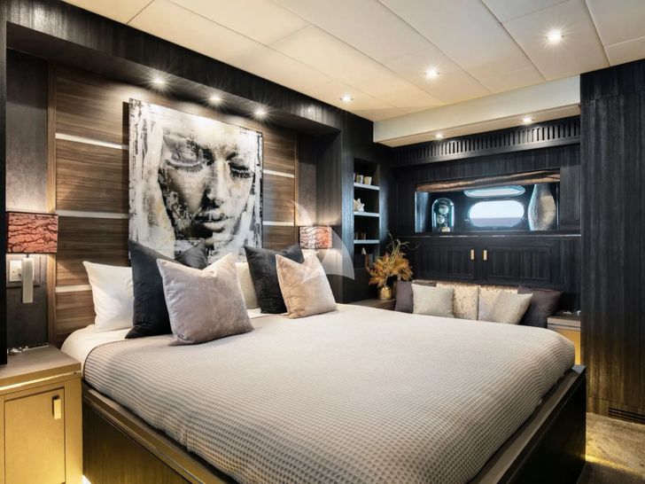 LEOPARD Leopard 34m - VIP cabin 1 LEOPARD Leopard 34m - VIP cabin 1