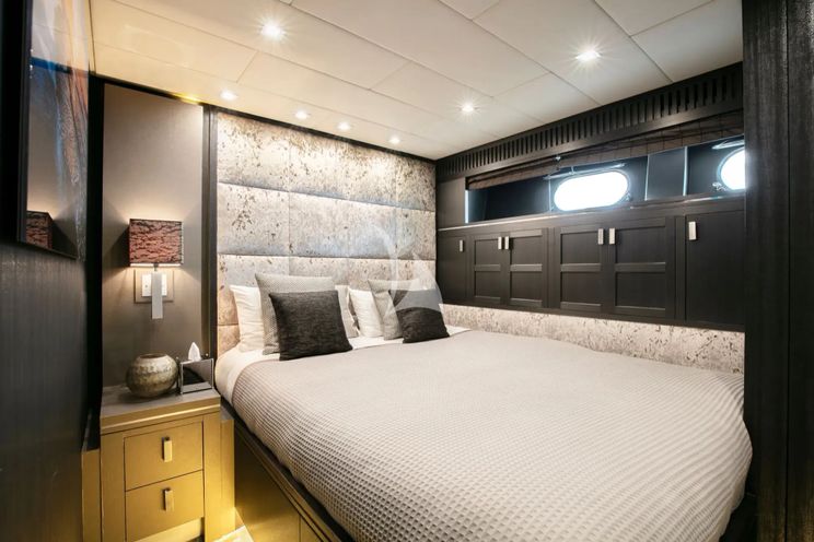 Charter Yacht LEOPARD - Leopard Arno 34m - 5 Cabins - Cannes - St Tropez - Nice - Antibes - French Riviera