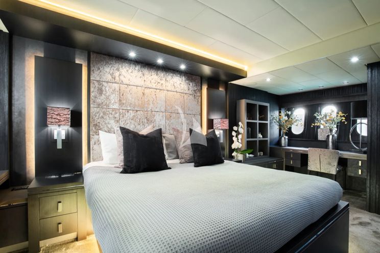 Charter Yacht LEOPARD - Leopard Arno 34m - 5 Cabins - Cannes - St Tropez - Nice - Antibes - French Riviera