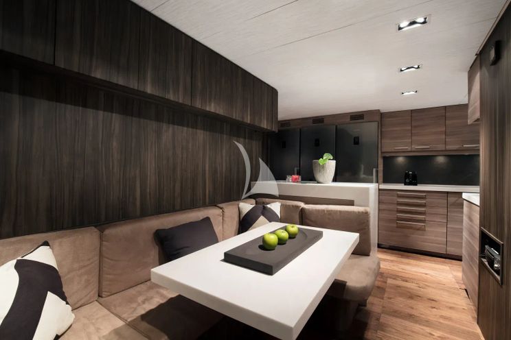 Charter Yacht LEOPARD - Leopard Arno 34m - 5 Cabins - Cannes - St Tropez - Nice - Antibes - French Riviera