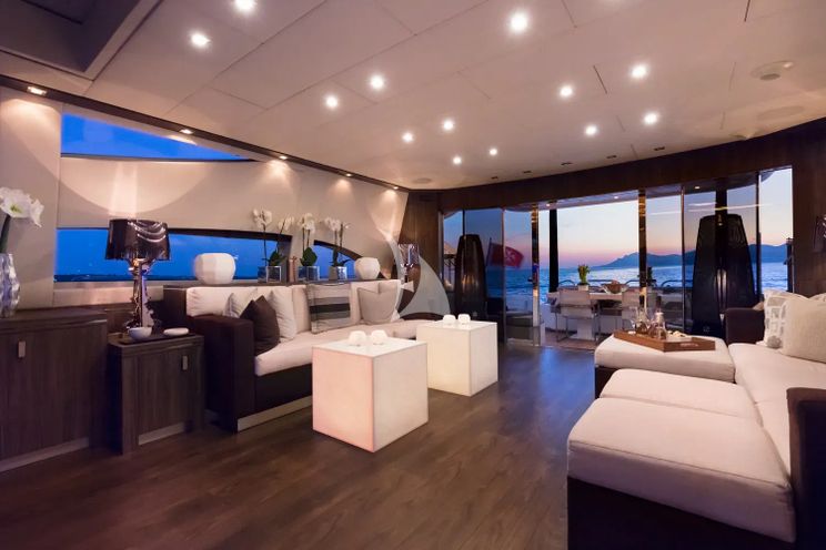 Charter Yacht LEOPARD - Leopard Arno 34m - 5 Cabins - Cannes - St Tropez - Nice - Antibes - French Riviera