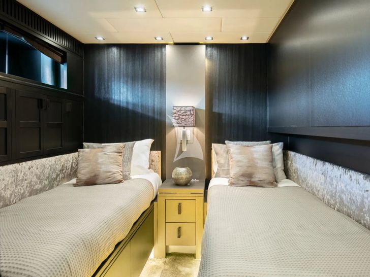 LEOPARD Leopard 34m - twin cabin LEOPARD Leopard 34m - twin cabin