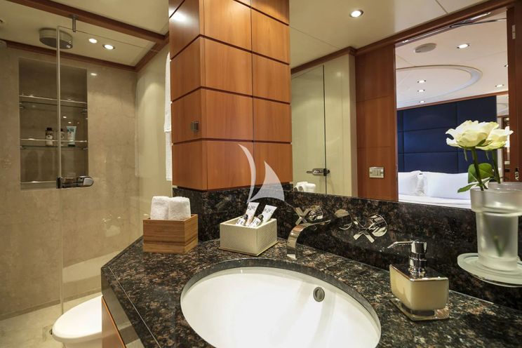 Charter Yacht L`EQUINOX - Heesen 3700 - 5 Cabins - Athens - Mykonos - Paros - Cyclades - Greece