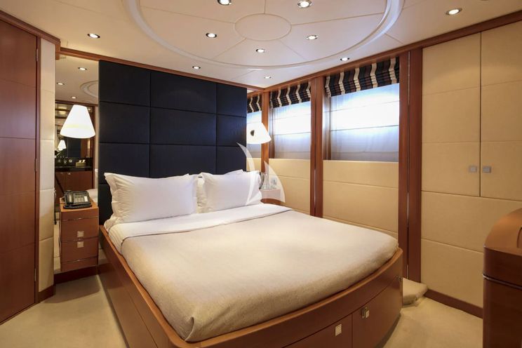Charter Yacht L`EQUINOX - Heesen 3700 - 5 Cabins - Athens - Mykonos - Paros - Cyclades - Greece