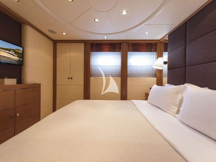 L`EQUINOX Heesen 37m - VIP cabin 3 L`EQUINOX Heesen 37m - VIP cabin 3
