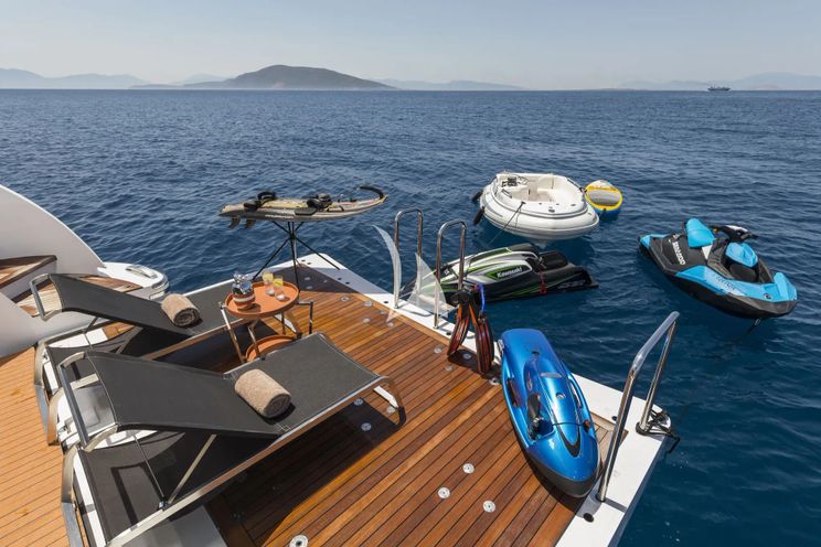 Charter Yacht L`EQUINOX - Heesen 3700 - 5 Cabins - Athens - Mykonos - Paros - Cyclades - Greece