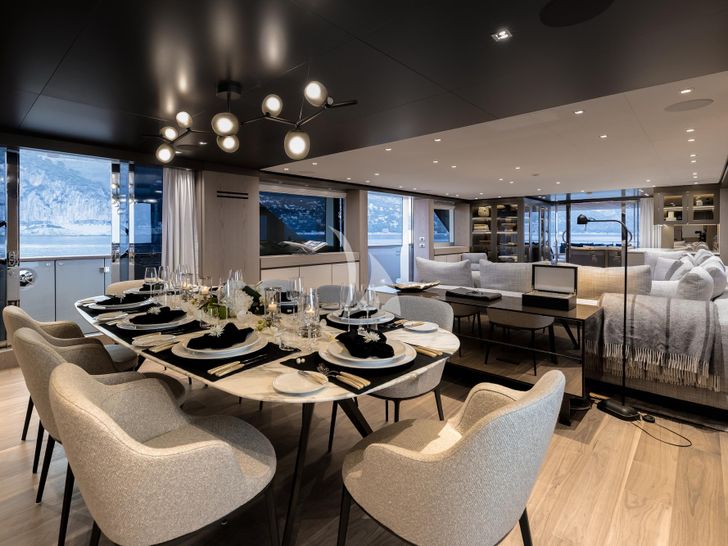 LES BRUXELLOIS Sanlorenzo SD126 - interior LES BRUXELLOIS Sanlorenzo SD126 - interior