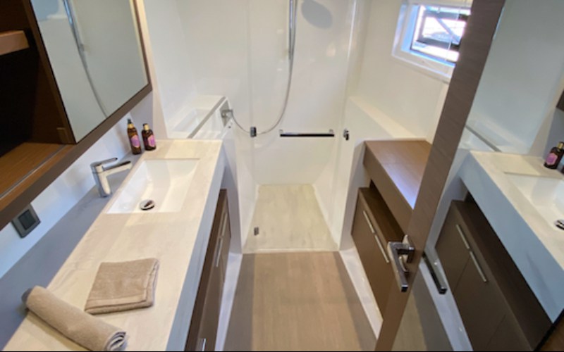 Charter Yacht LES JUMEAUX - Lagoon 46 - 3 Cabins - St Raphael - Cannes - St Tropez - Nice - Antibes - Monaco - French Riviera