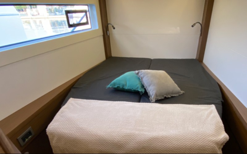 Charter Yacht LES JUMEAUX - Lagoon 46 - 3 Cabins - St Raphael - Cannes - St Tropez - Nice - Antibes - Monaco - French Riviera