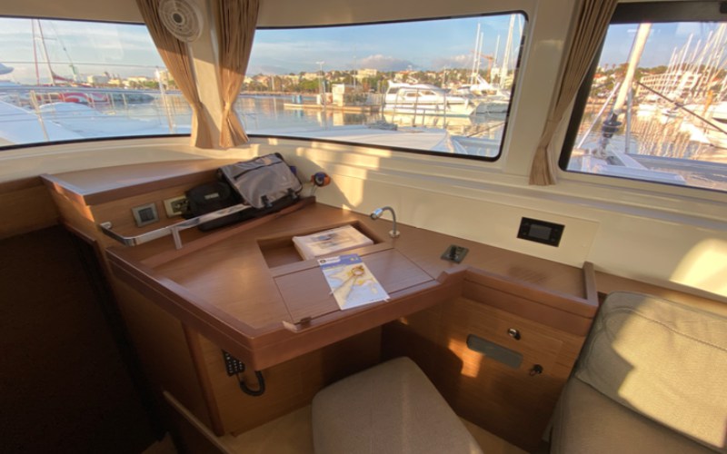 Charter Yacht LES JUMEAUX - Lagoon 46 - 3 Cabins - St Raphael - Cannes - St Tropez - Nice - Antibes - Monaco - French Riviera