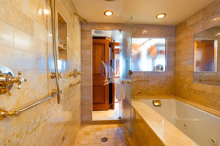 Charter Yacht LEVERAGE - Palmer Johnson 125 - Nassau - Exumas - Bahamas