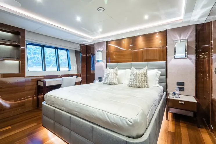 Charter Yacht LE VERSEAU - Princess 40M - 5 Cabins - Athens - Mykonos - Paros - Cyclades - Greece