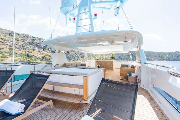 Charter Yacht LE VERSEAU - Princess 40M - 5 Cabins - Athens - Mykonos - Paros - Cyclades - Greece